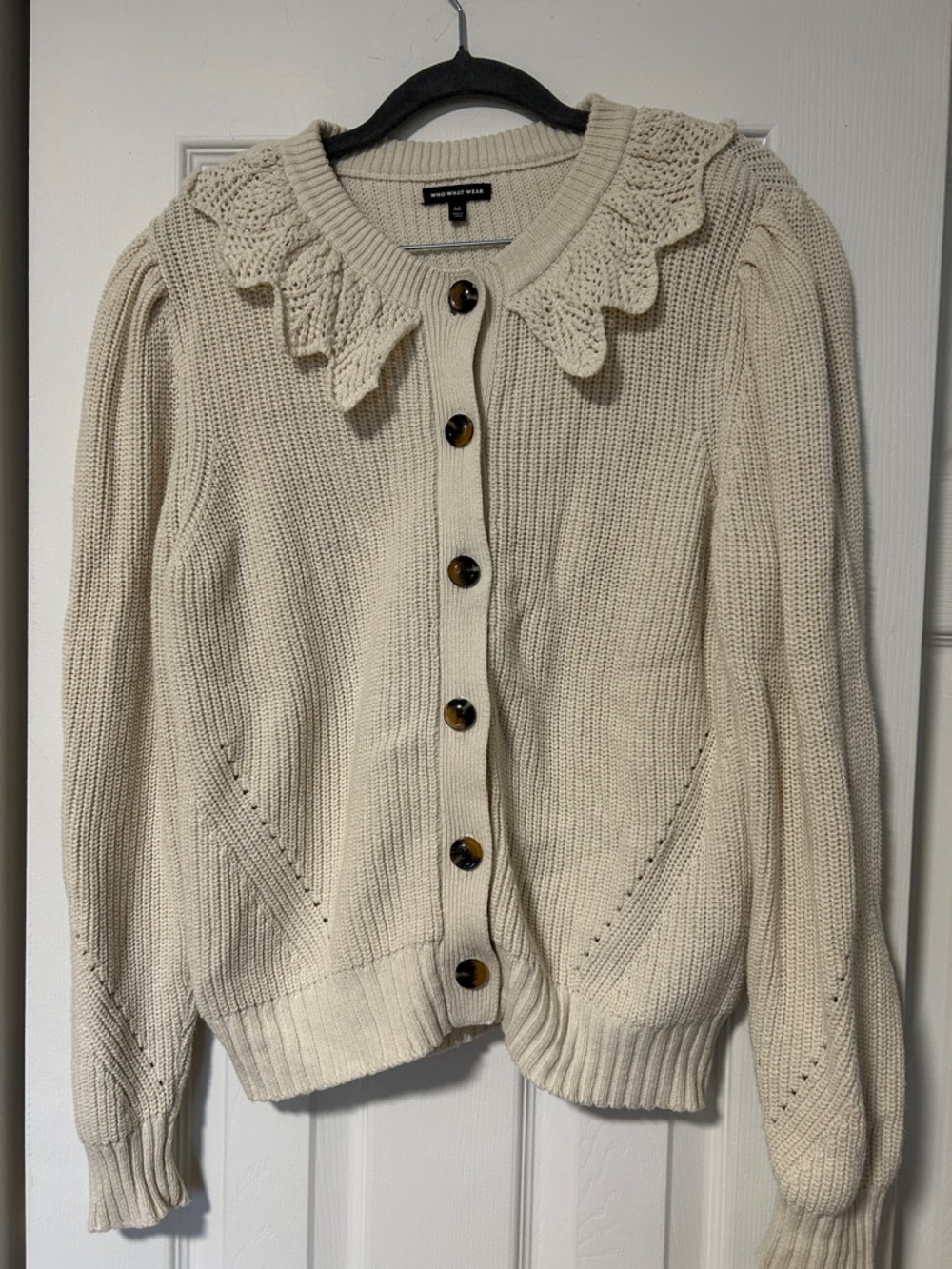 Who What Wear Cream Ruffle-Collar Button Front Cardigan